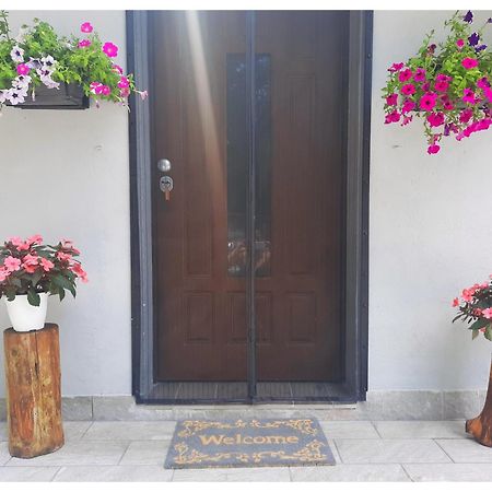 Bed and Breakfast La Casina Trecasali Esterno foto